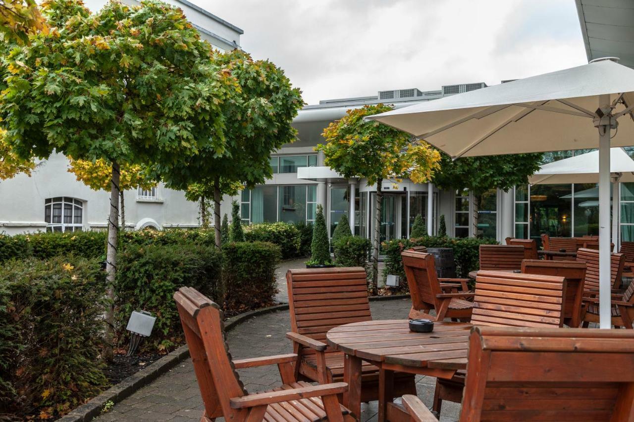 Radisson Blu Hotel & Spa, Little Island Cork Carrigtohill Exterior foto